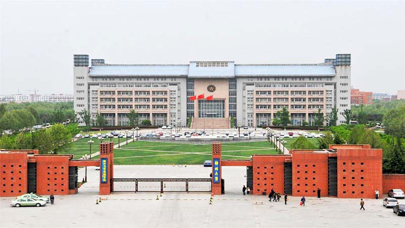 長城科工貿(mào)儀器走進鄭州大學(xué)化學(xué)實驗室